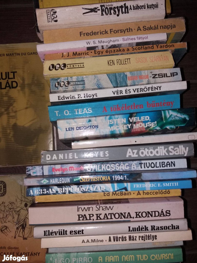 140 db könyv Krimi, western,klasszikus, külföldi is