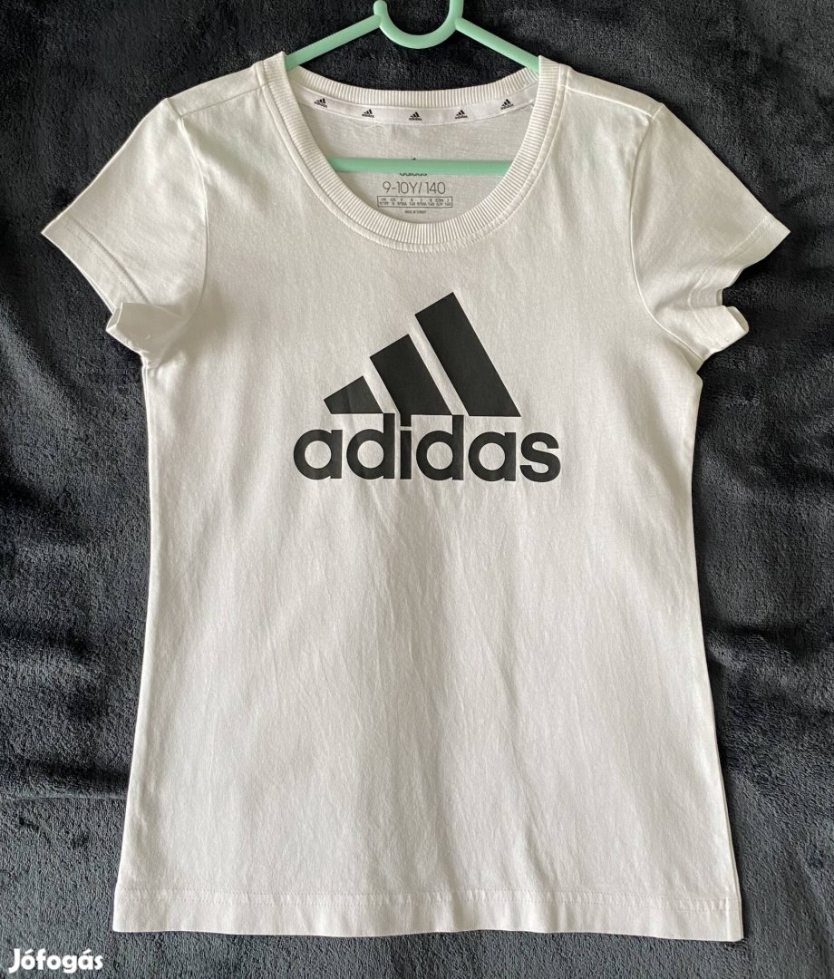 140-es méretű Lányka Adidas póló, szinte új!