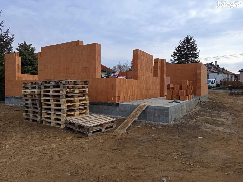 140 nm-es ház eladó Nyíregyháza