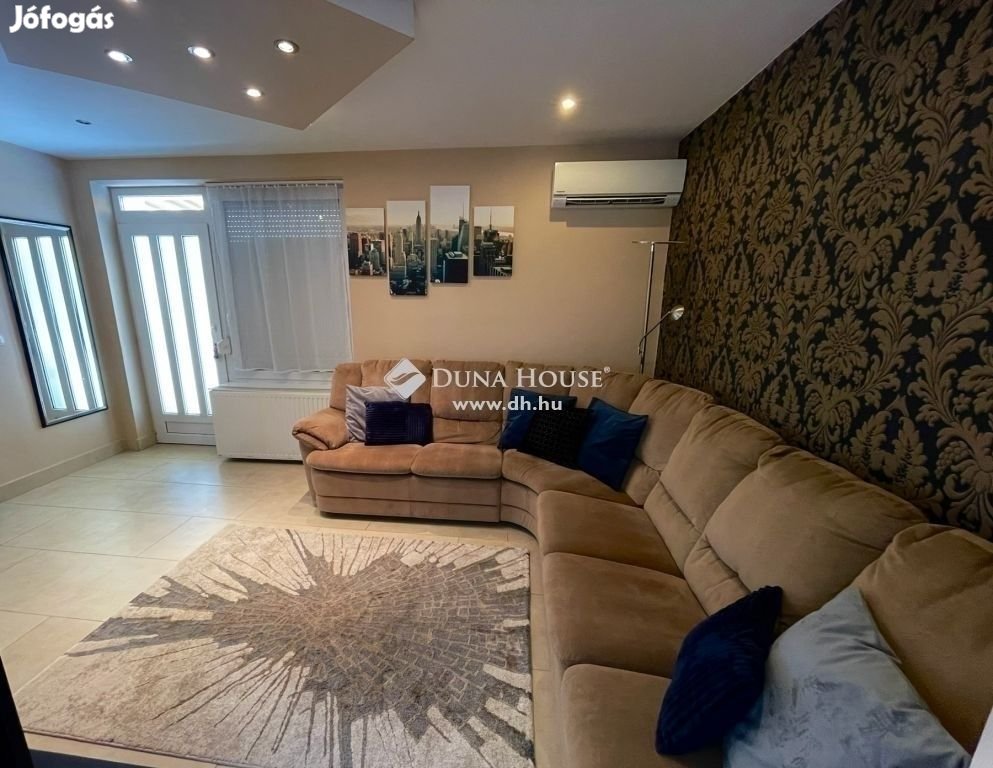 140 nm-es ház eladó Pécs