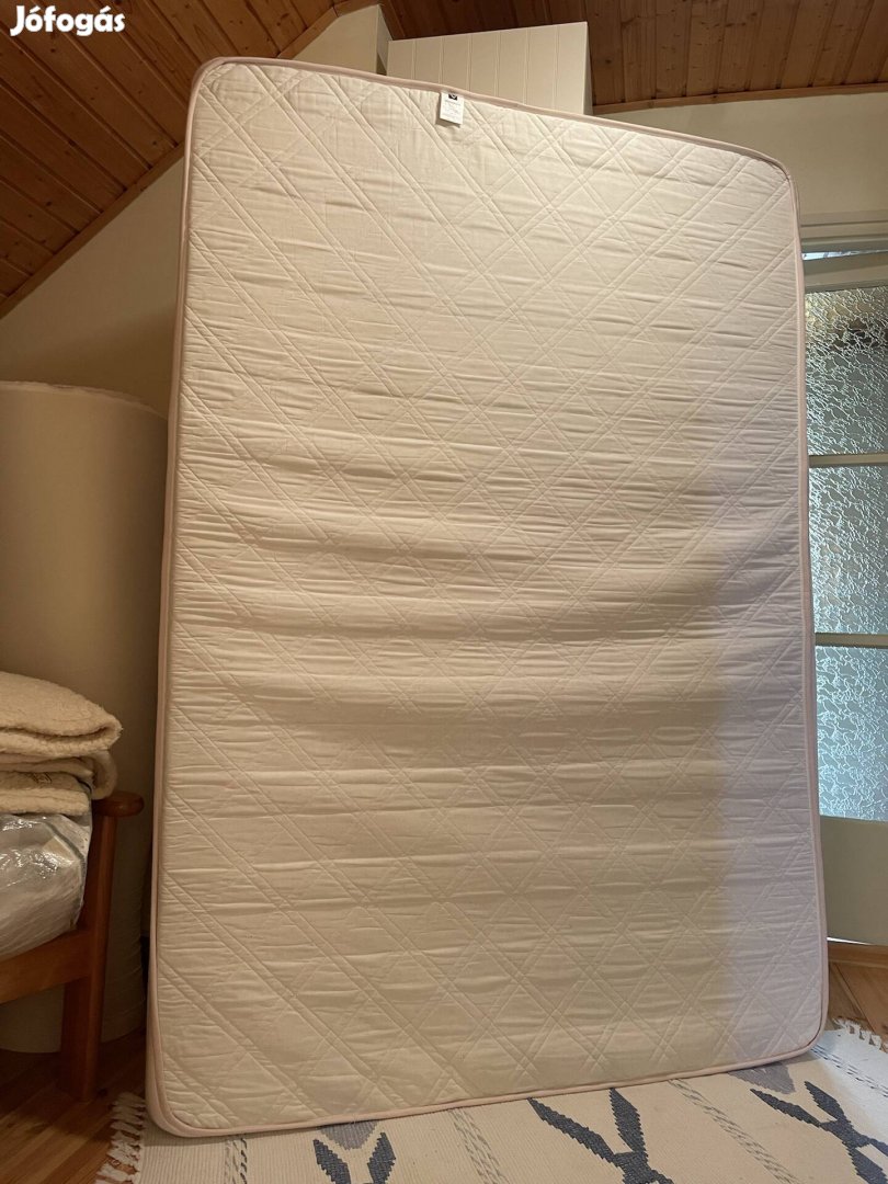 140x200-as újszerű matrac ingyen elvihető Agárdról
