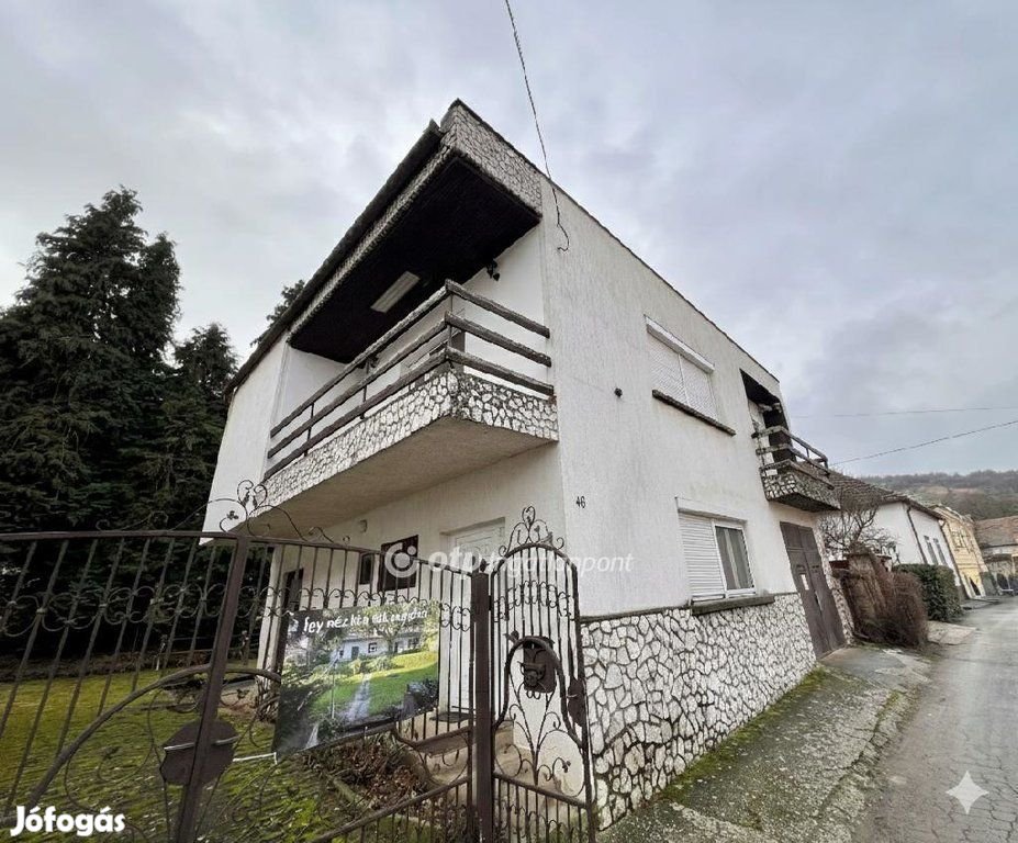 141 nm-es ház eladó Tokaj