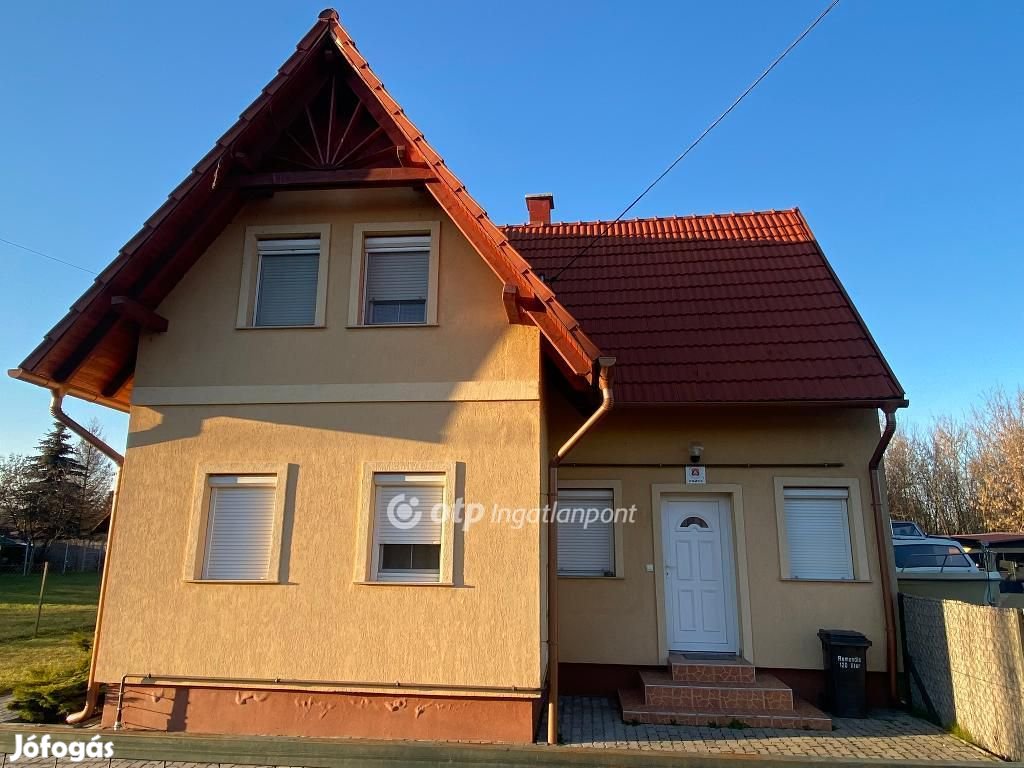 142 nm-es ház eladó Poroszló