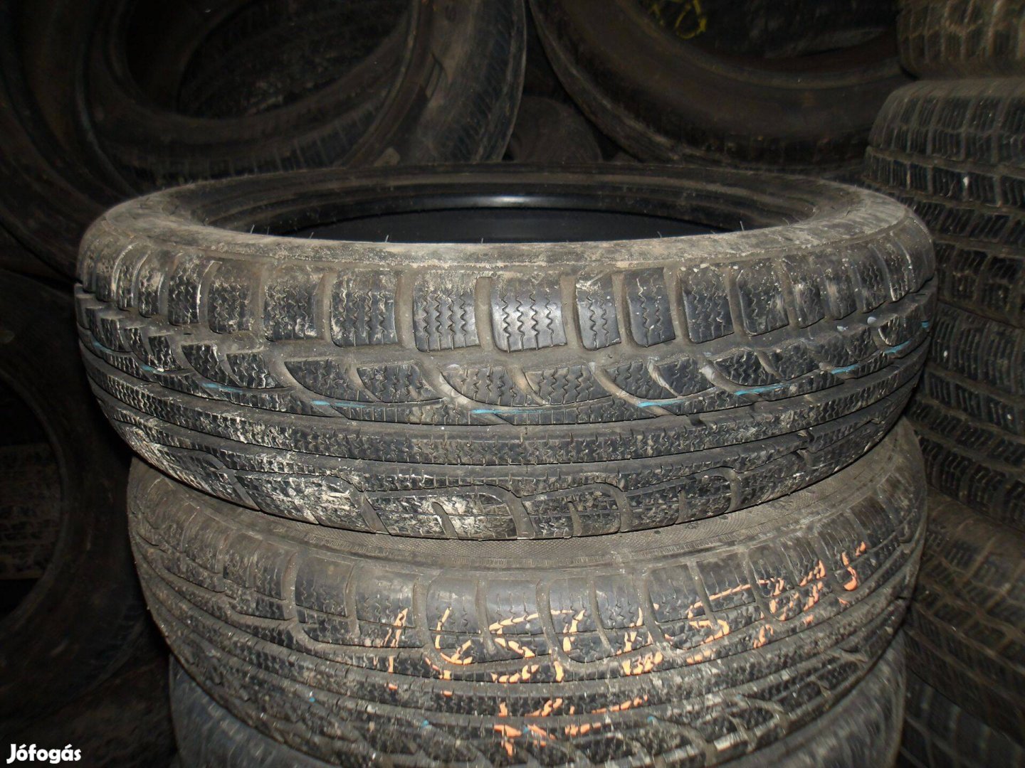 145/65r15 Kumho téli gumi ajándék szereléssel