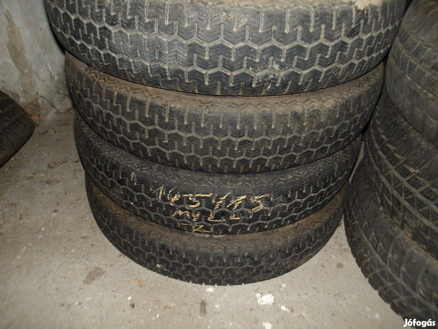 145/80r15 Michelin téli gumi ajándék szereléssel