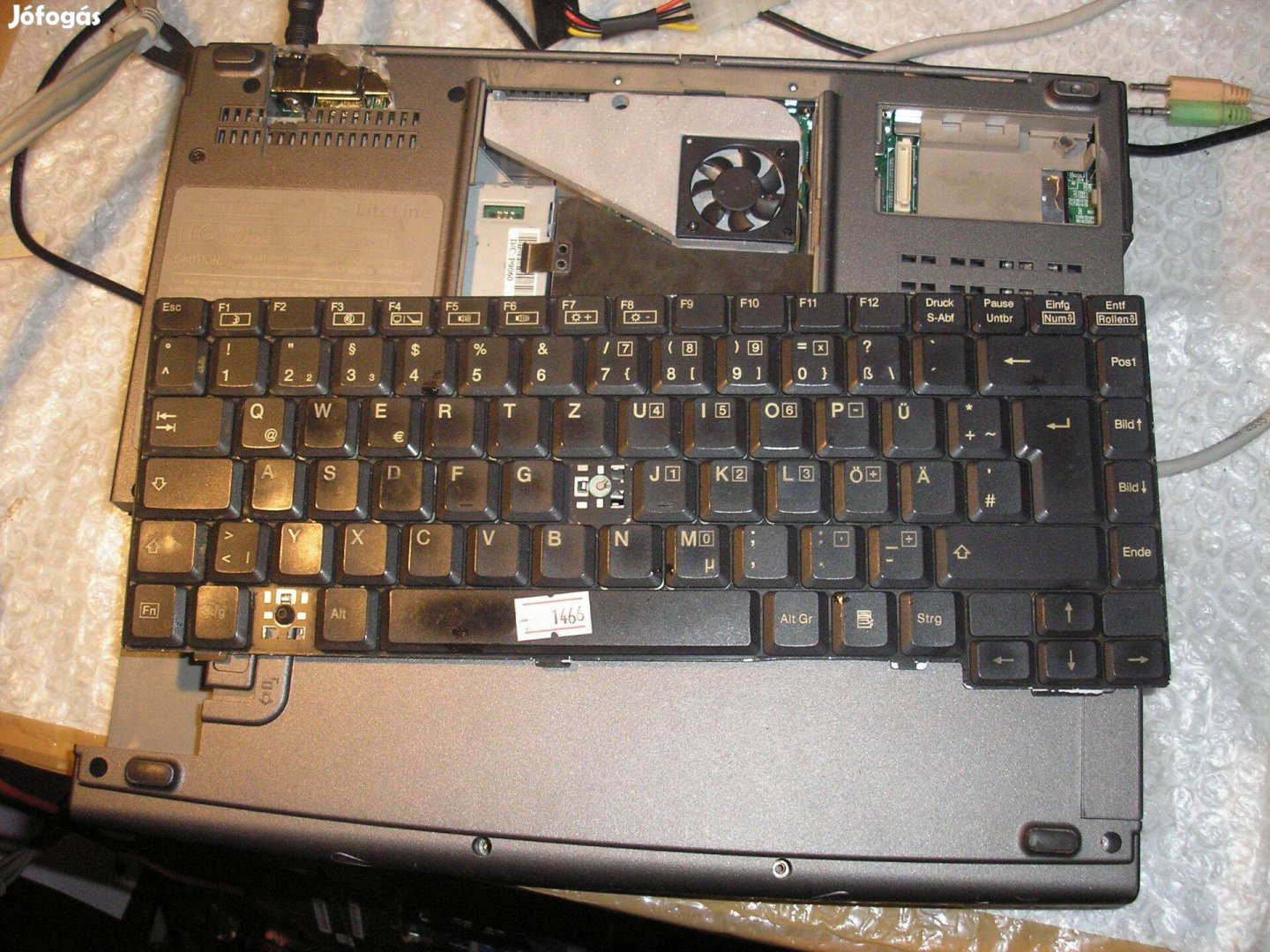 1466 Fujitsu laptop billentyűzet A1640 gombok K021329K1-GR 860W70206