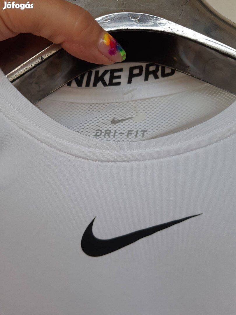 14-16-évesre Nike Pro L-es hófehér fiú sport felső