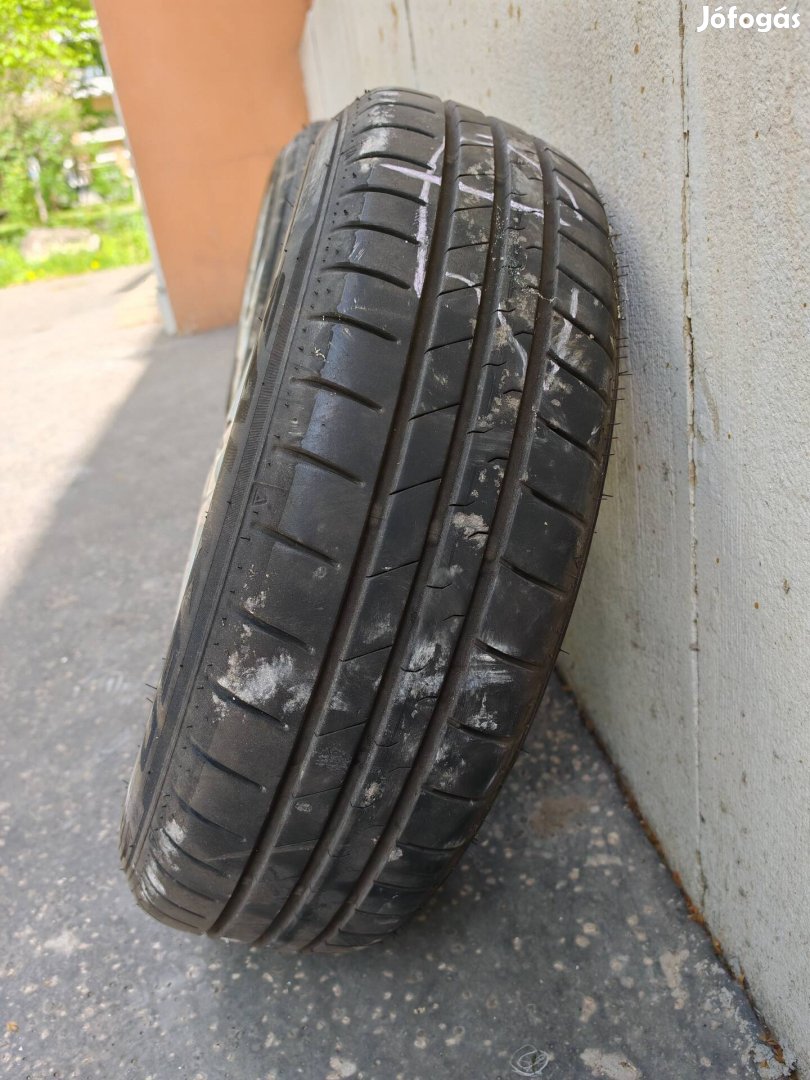 14" - os nyári kerékgarnitúra Budapesten eladó.