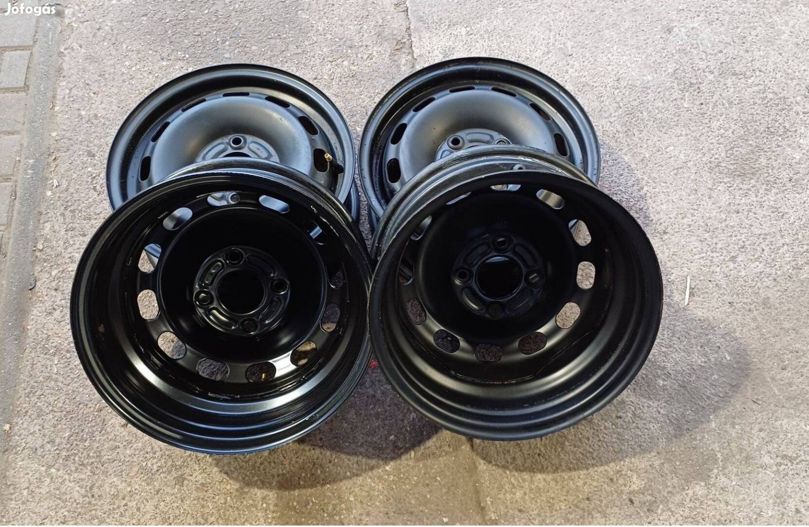 14"-es 4x108-as Új Ford acélfelni garnitúra eladó