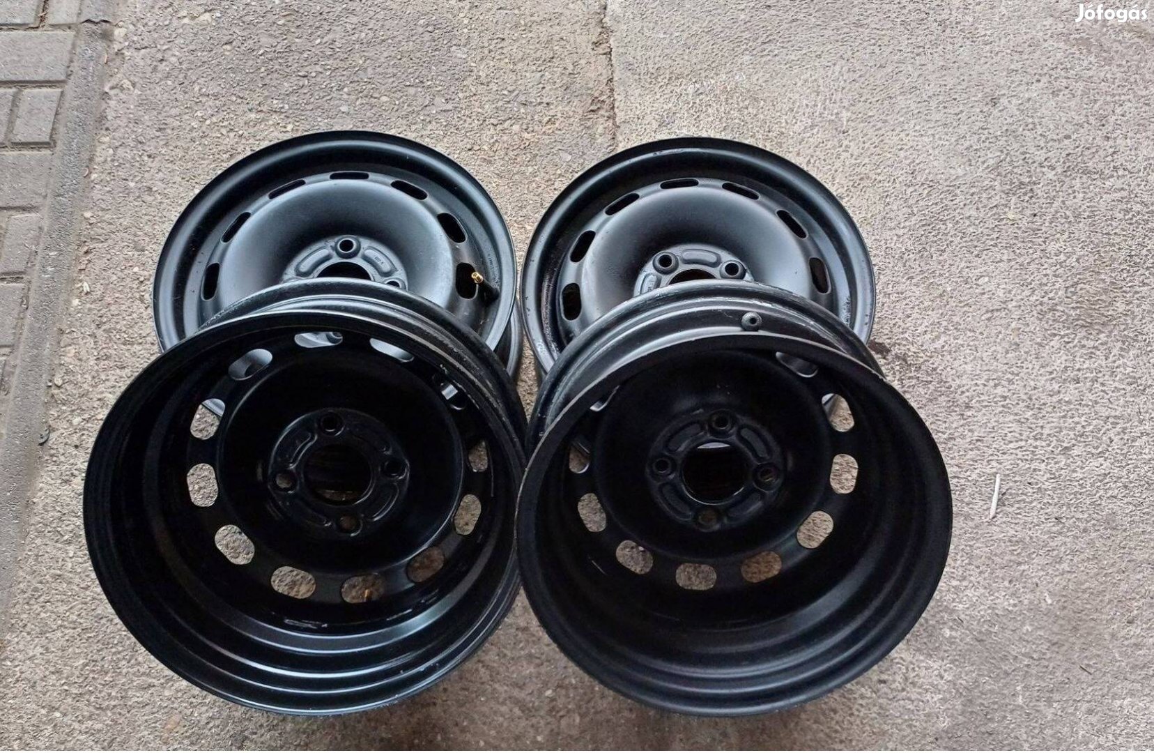 14"-es 4x108-as gyári új Ford acélfelni garnitúra eladó