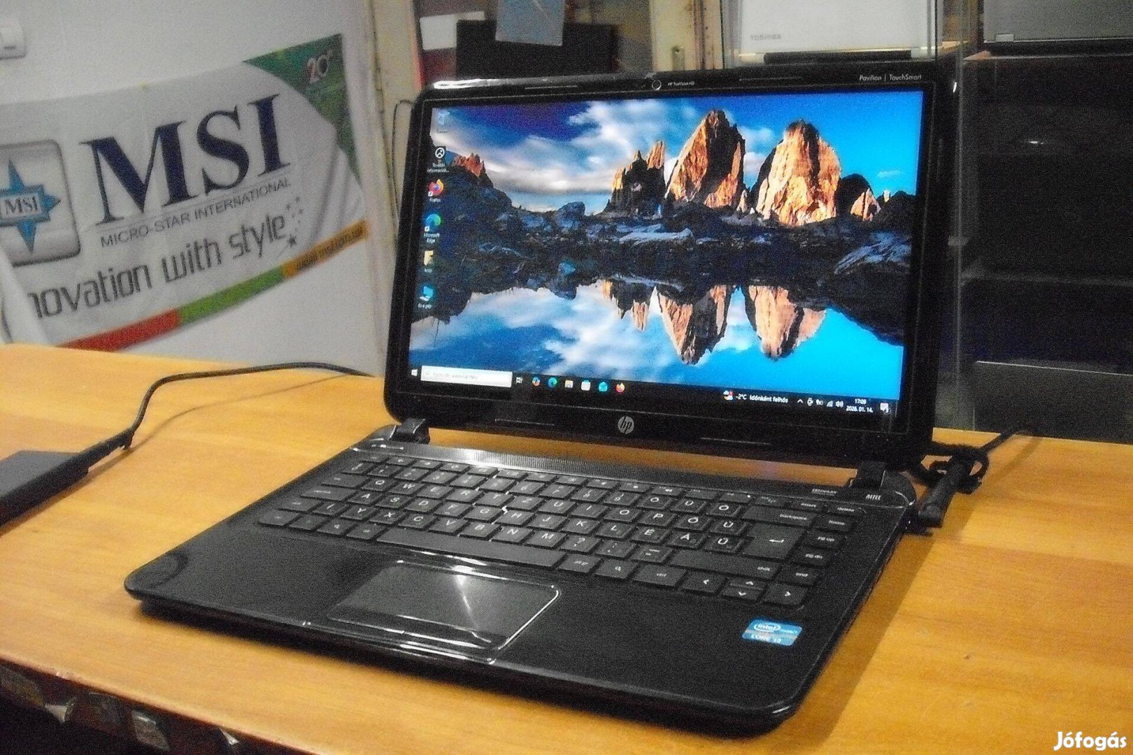 14-os HP Pavilion i3, 4 GB ,120 GB SSD kiárusításAkcióó