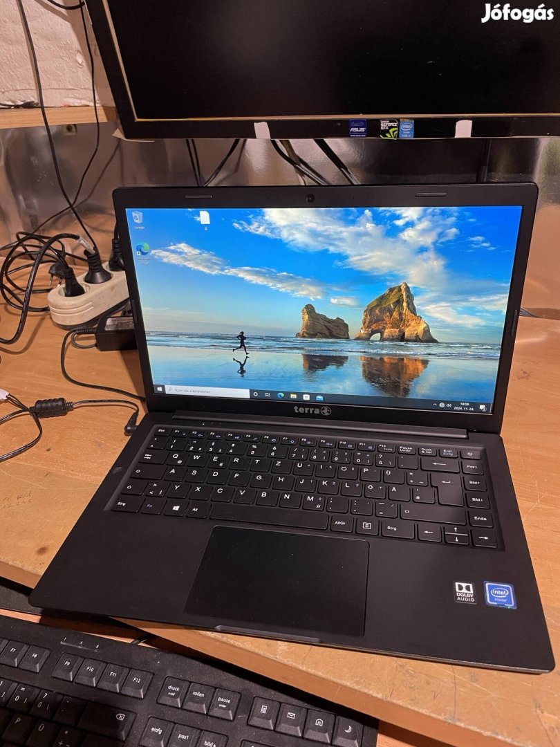 14" os Terra intel Laptop Fém házas