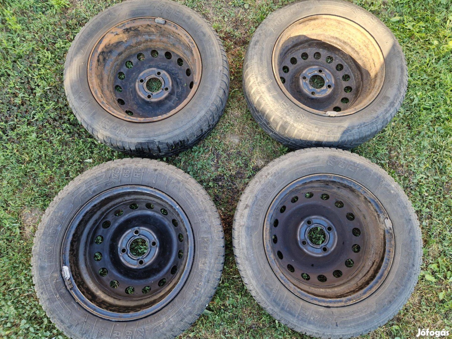 14"-os (4x100) lemezfelni