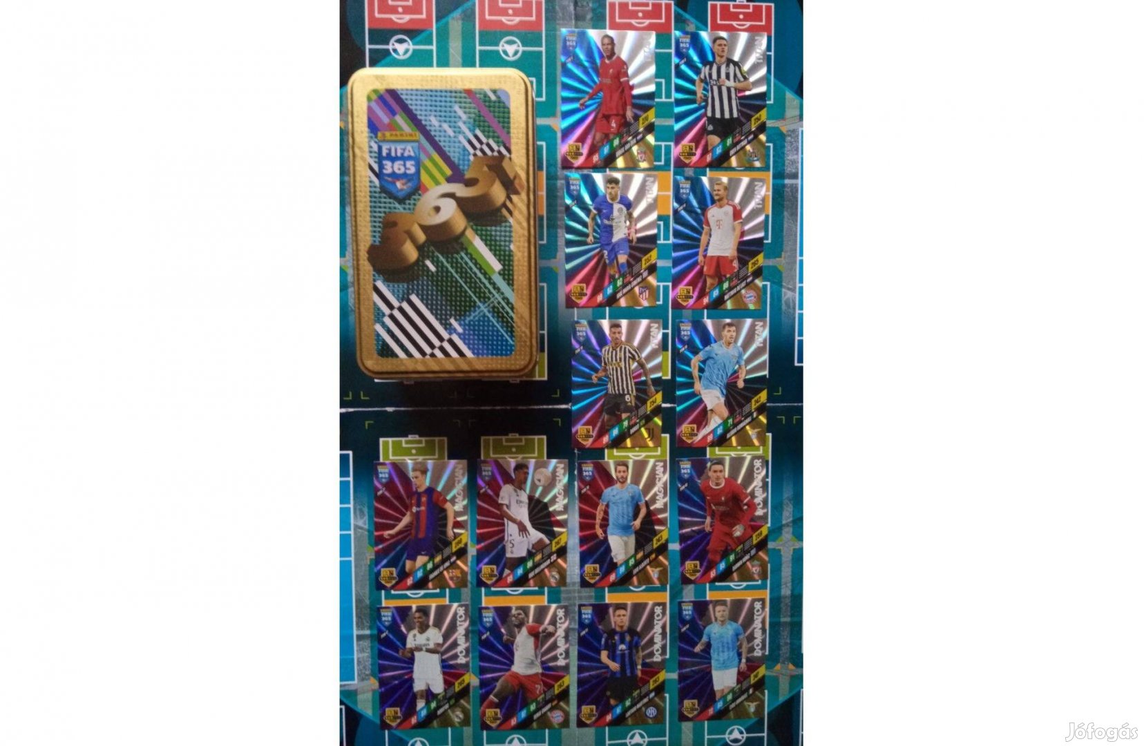 14 db Power Panini Fifa 365 2024 focis kártya nagy fémdobozban