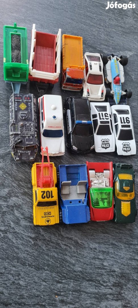 14 db-os használt kisautó csomag