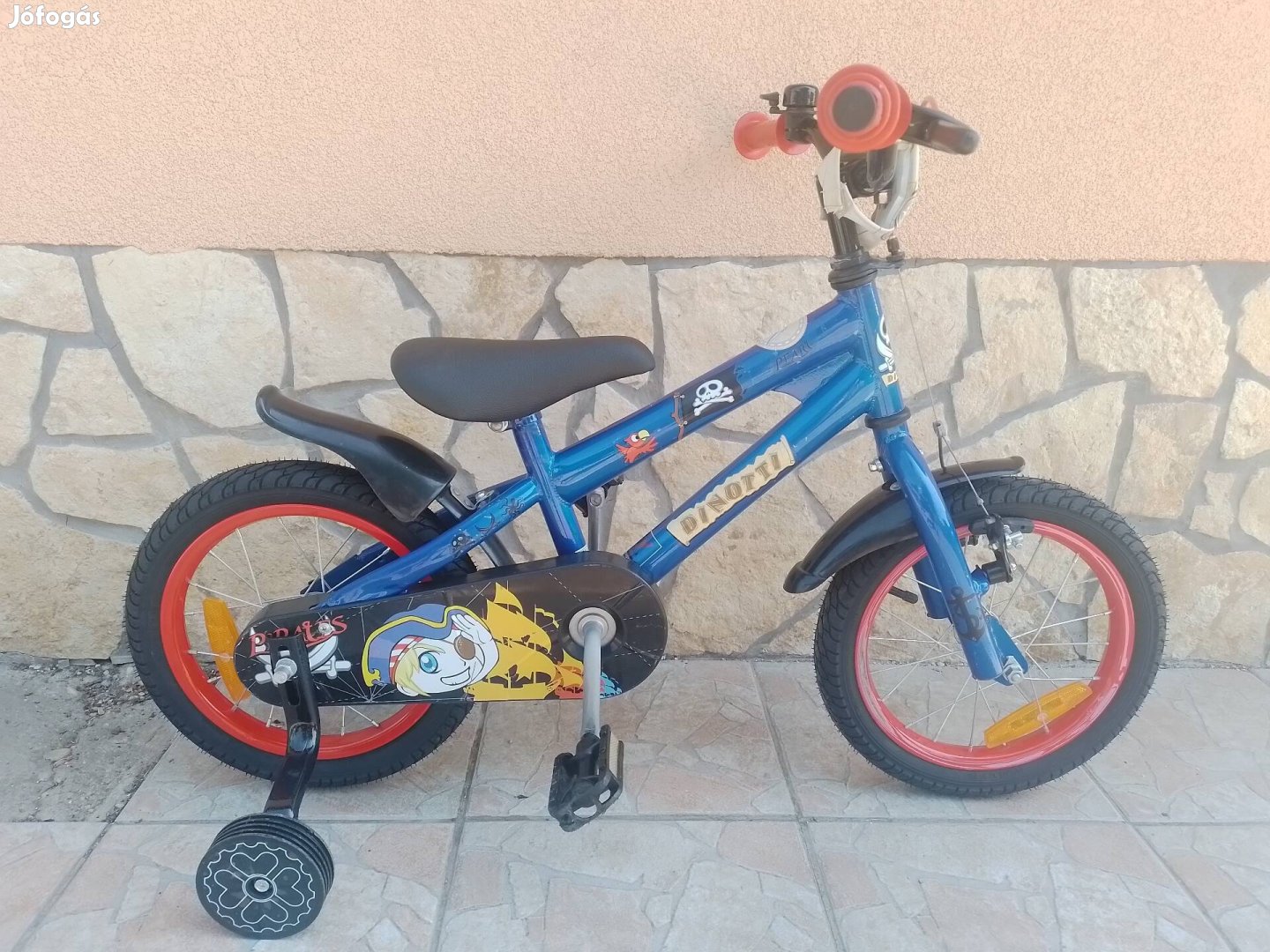 14-es Dinotti Pirates kontrafékes gyerek kerékpár bicikli. 