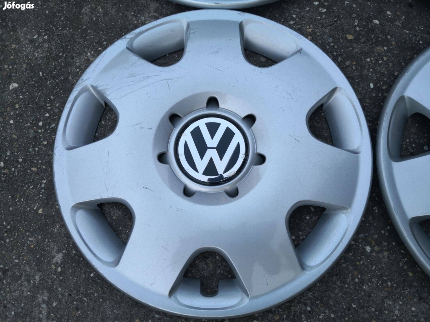 14-es Volkswagen dísztárcsa