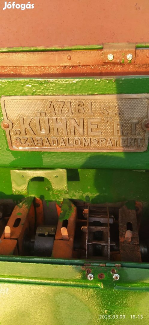 14 soros aprómag vetőgép eladó. ( Kukorica vetésére is alkalmas)