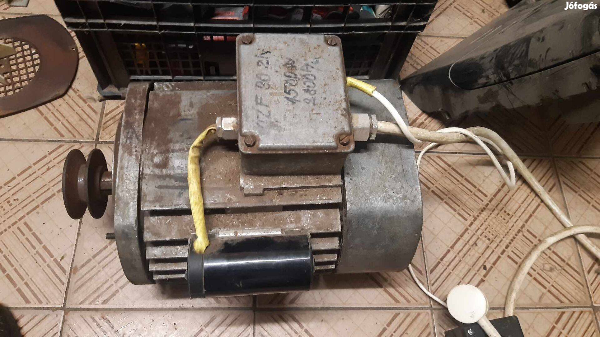 1500w 220v 2800f magyar villanymotor