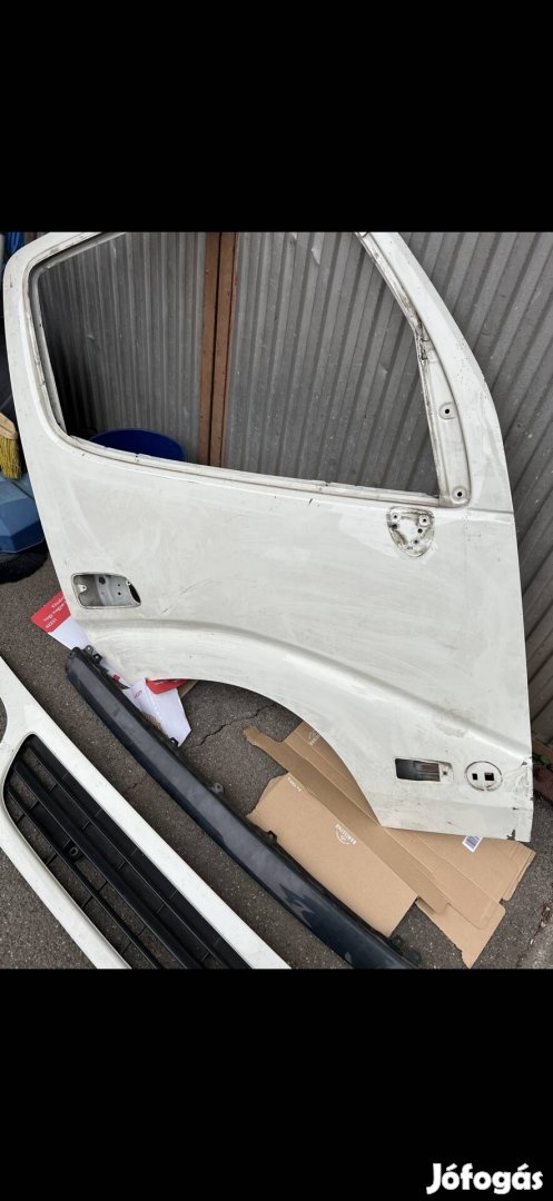 150 Toyota Dyna  100 Toyota Dyna  ajtók eladok