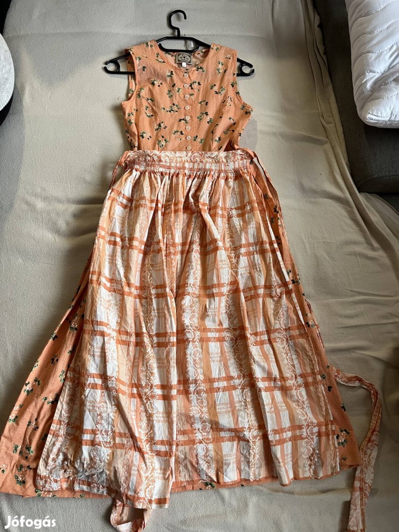 152-es hosszú Kislány Dirndl ruha