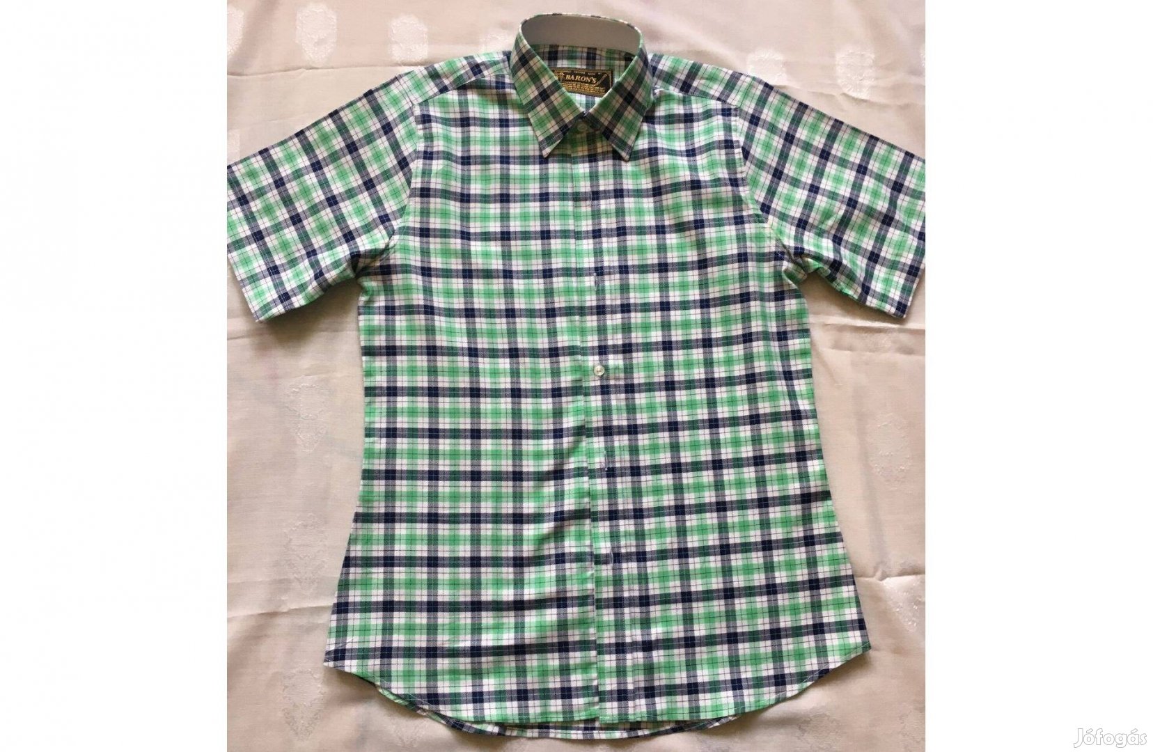 152-es méretszabóságban készült zöld kockás ing