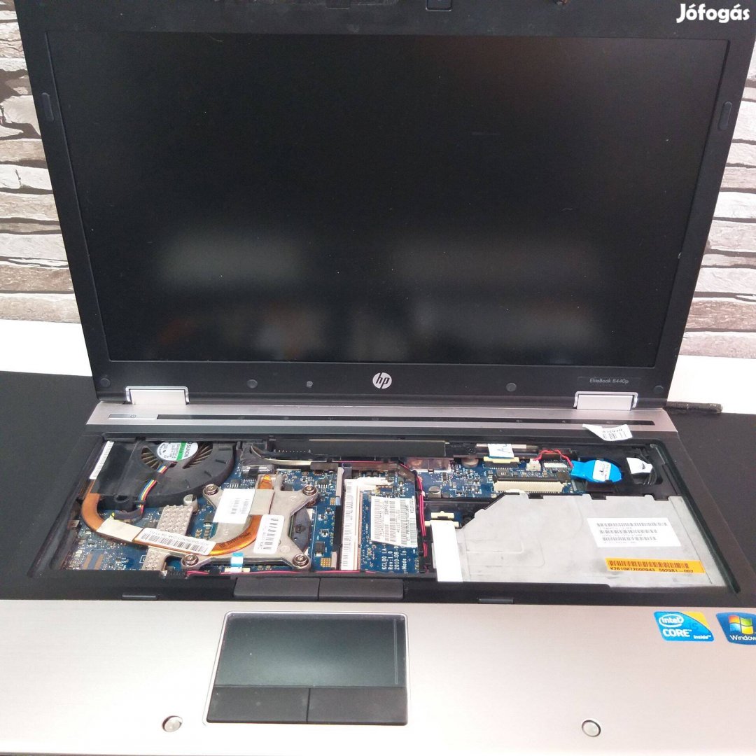 154.Hp 8440p hiányos laptop,bekapcsolásig tesztelt,törött kijelző,bil