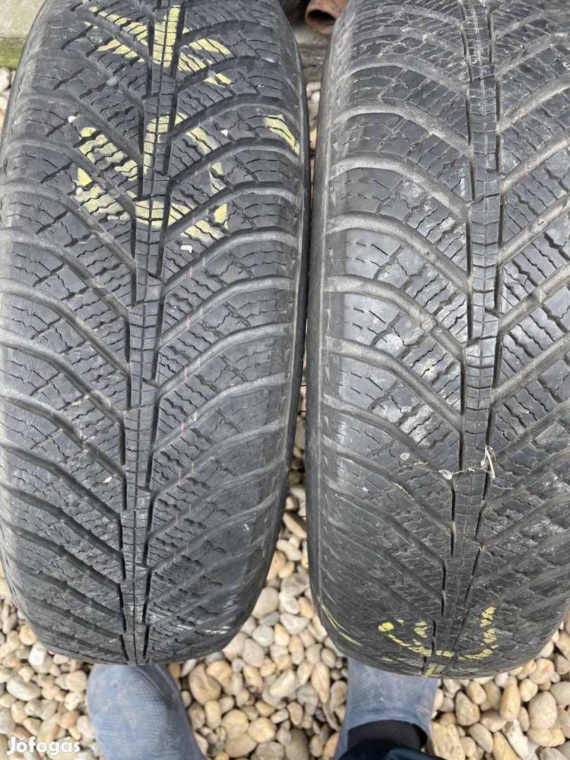 155/70 R13 méretű jó téli gumik párban olcsón eladók