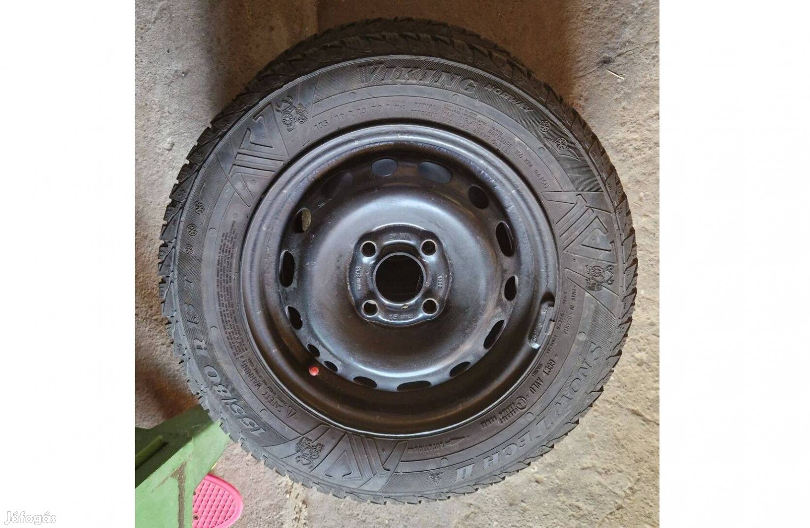 155/80 R13 téligumi lemezfelnin