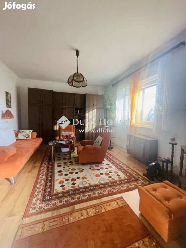 156 nm-es ház eladó Pécs