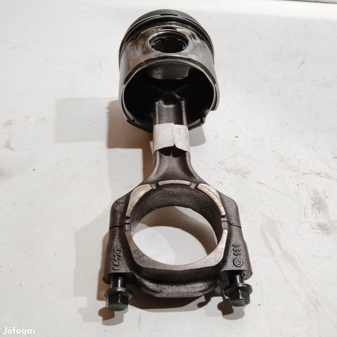 157062 Alfa Romeo 159 2,4 20v Diesel dugattyú hajtókarral 939A9000