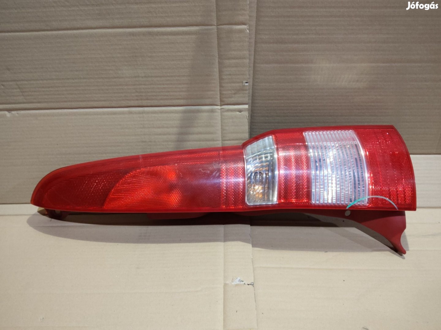 157963 Fiat Panda II.  2003-2012 jobb hátsó lámpa, piros szélű, a