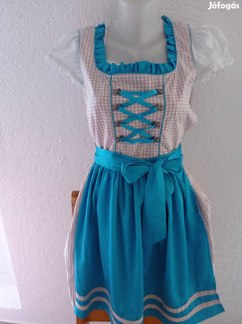 158/164 dirndl ruha köténnyel 