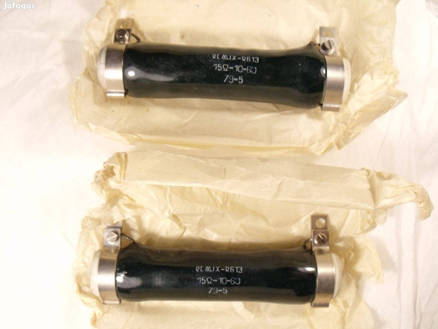 15R/60W nagyteljesítményű kerámia ellenállás, állványon ´