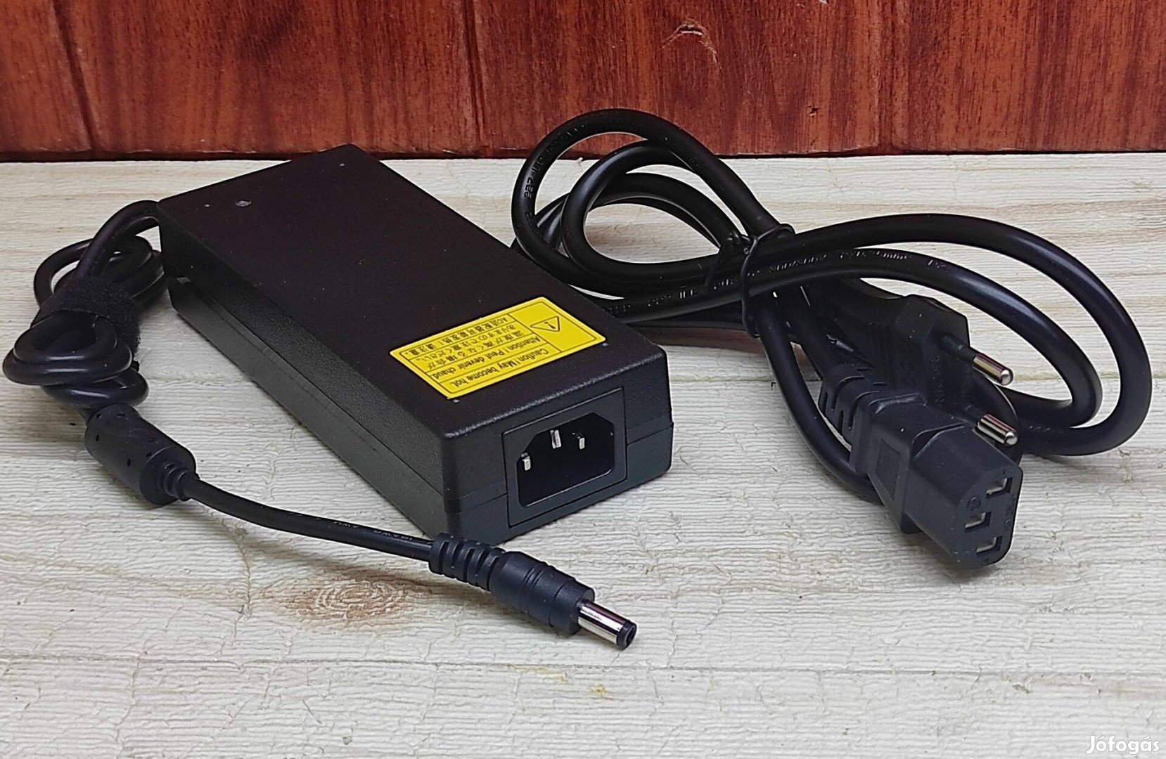 15V 6A 90W AC - DC külső tápegység Hálózati adapter, IMAX