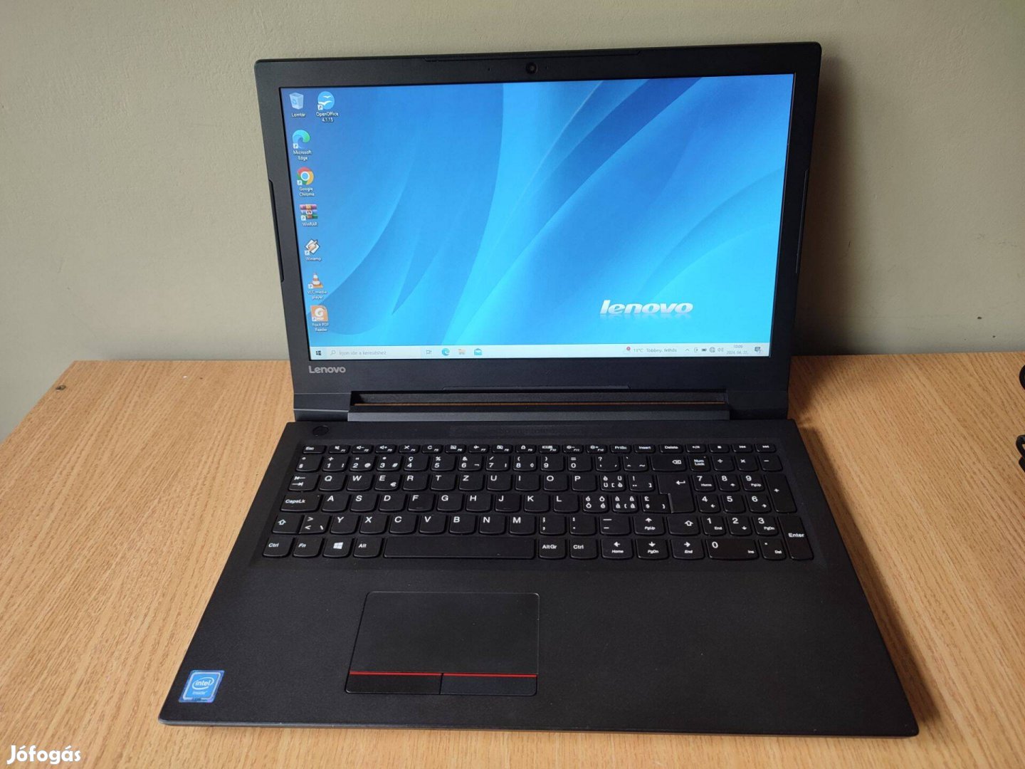 15,6" Lenovo notebook eladó