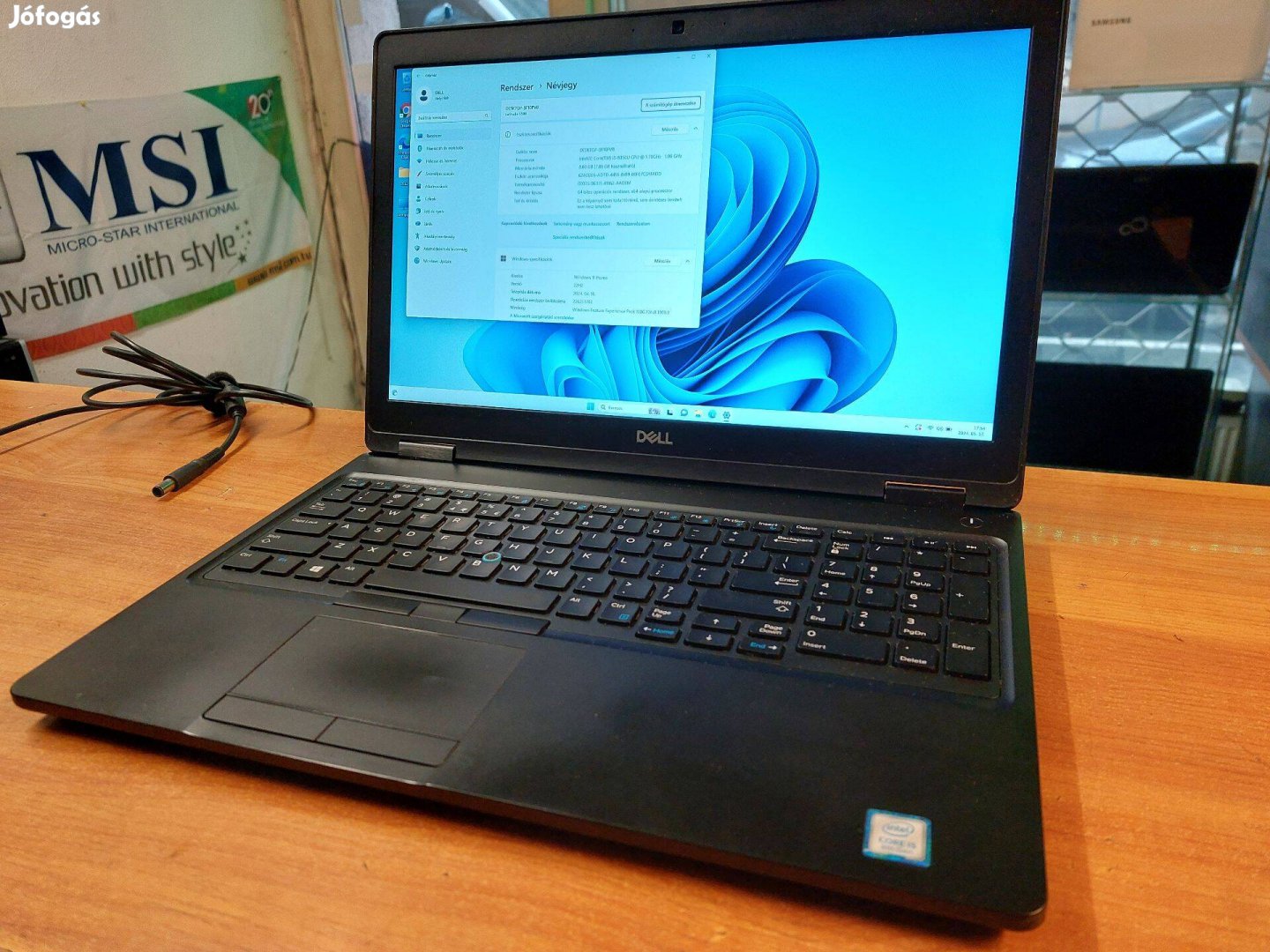 15.6"-os 8.gen Dell (i5, 8 GB, 120 SSD, FHD) notebook leárazás!!!Akció