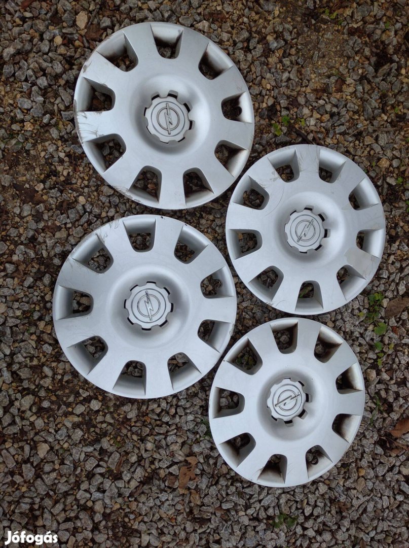 15 Dísztárcsa Gyári Opel