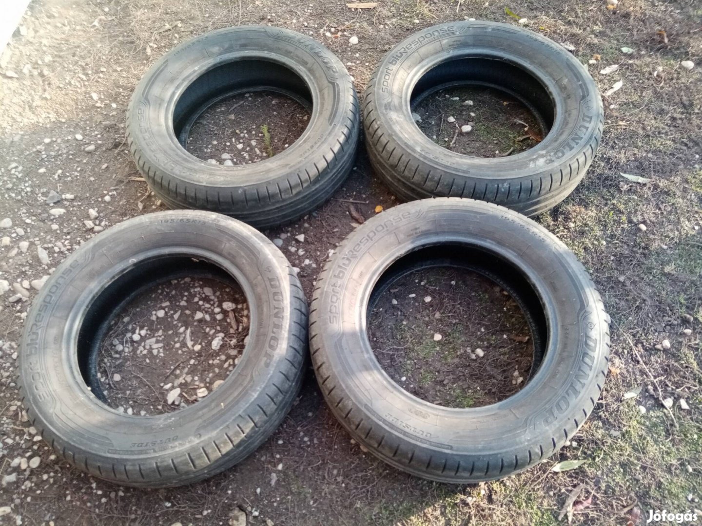 15"Dunlop nyári gumi garnitúra eladó. 