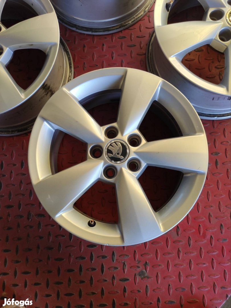 15" 15 5x100 Skoda gyári 60eft/4db