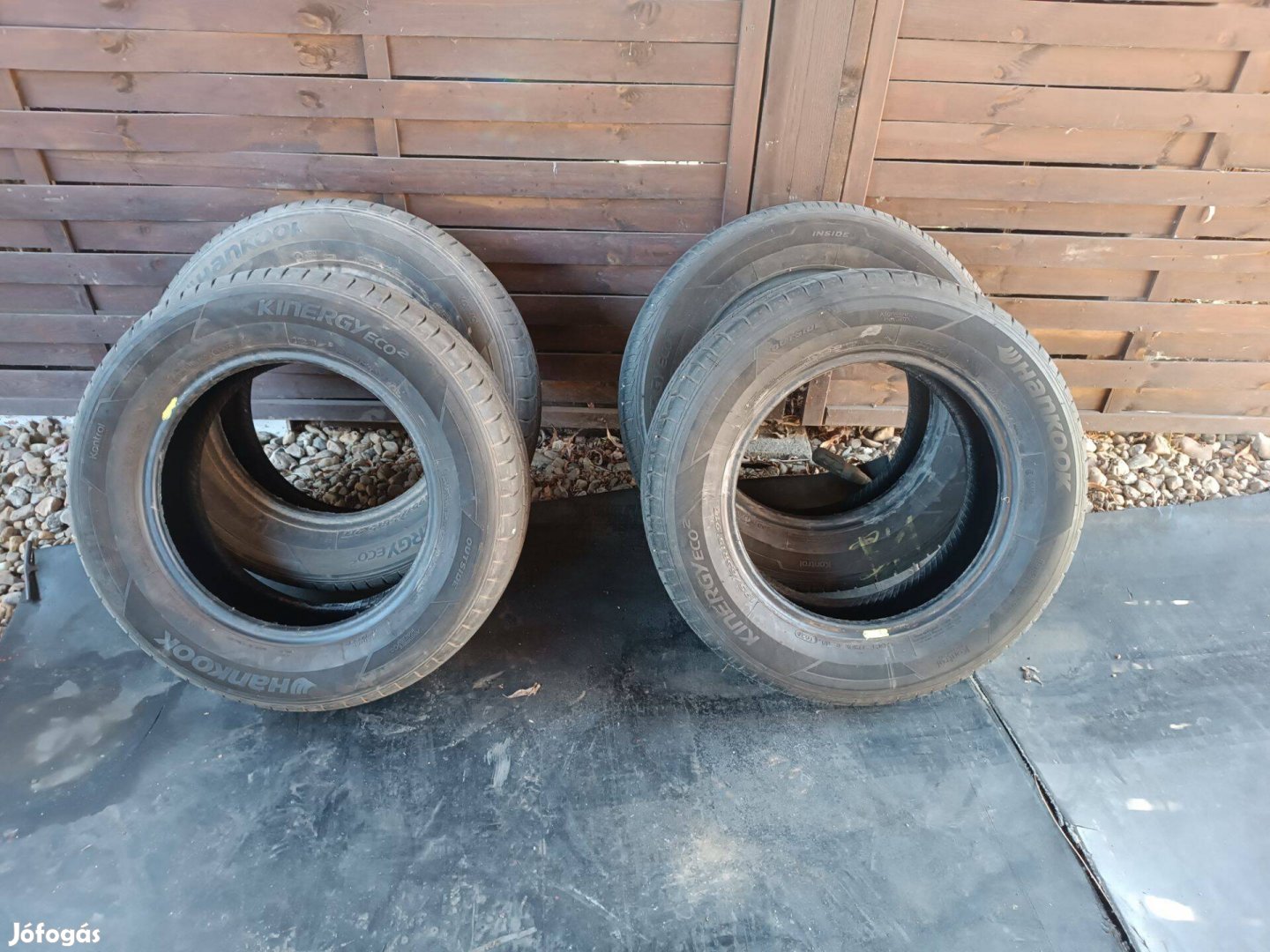 15" 195/65 R 15 Újszerű Hankook nyári gumi eladó!