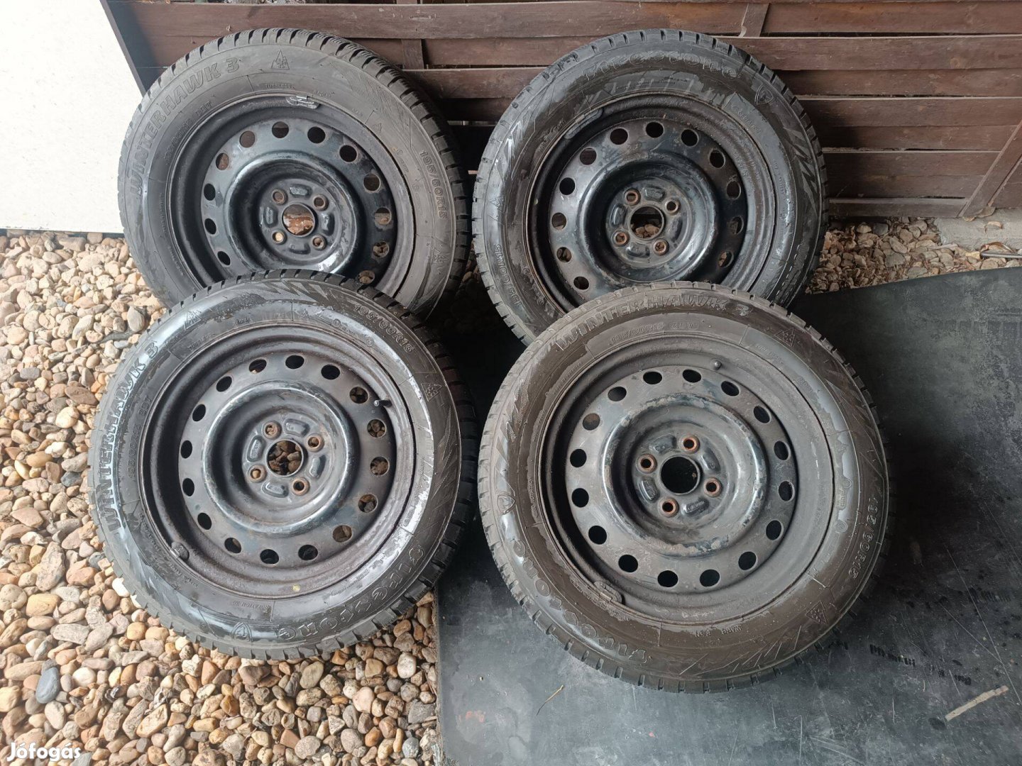 15" 4x100 Gyári Toyota felni + téli gumi el