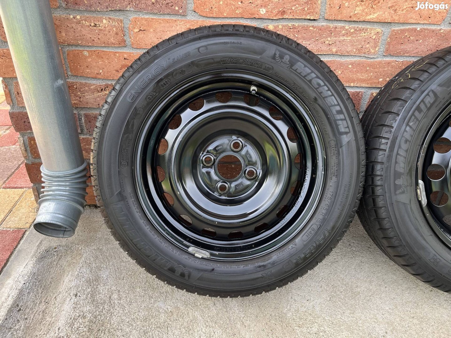 15" 4x100 Toyota Yaris lemezfelni szett nyárigumikkal +Tpms!