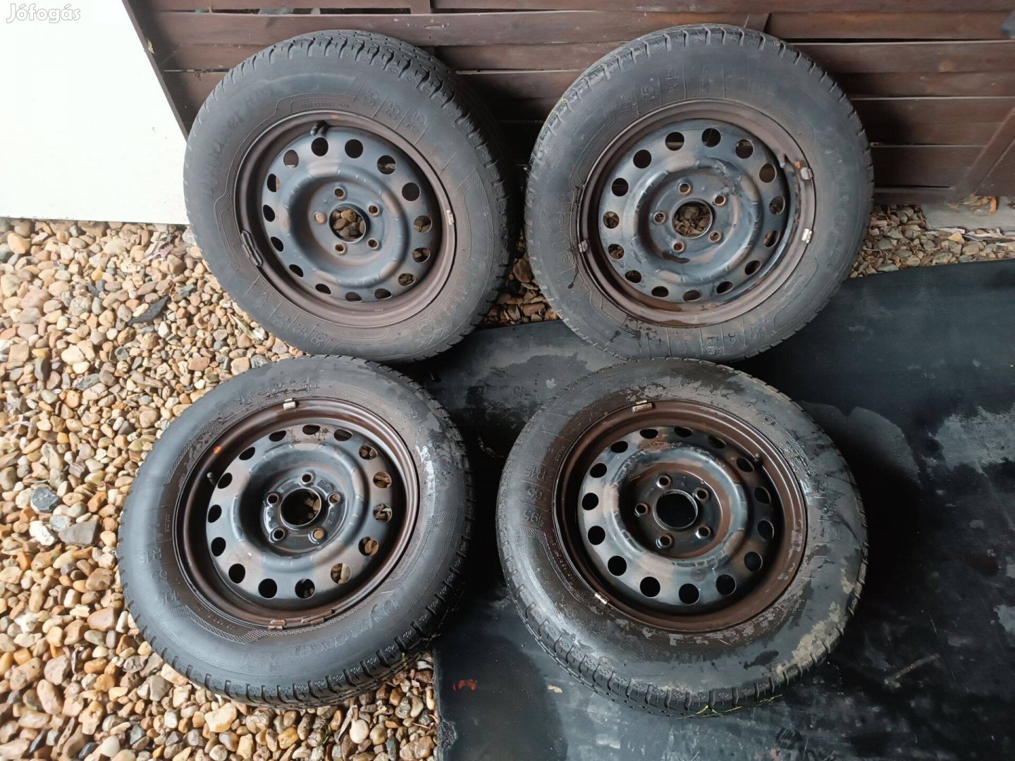 15" 5x114, 3 Kia/Hyundai felni + nyári gumi eladó!