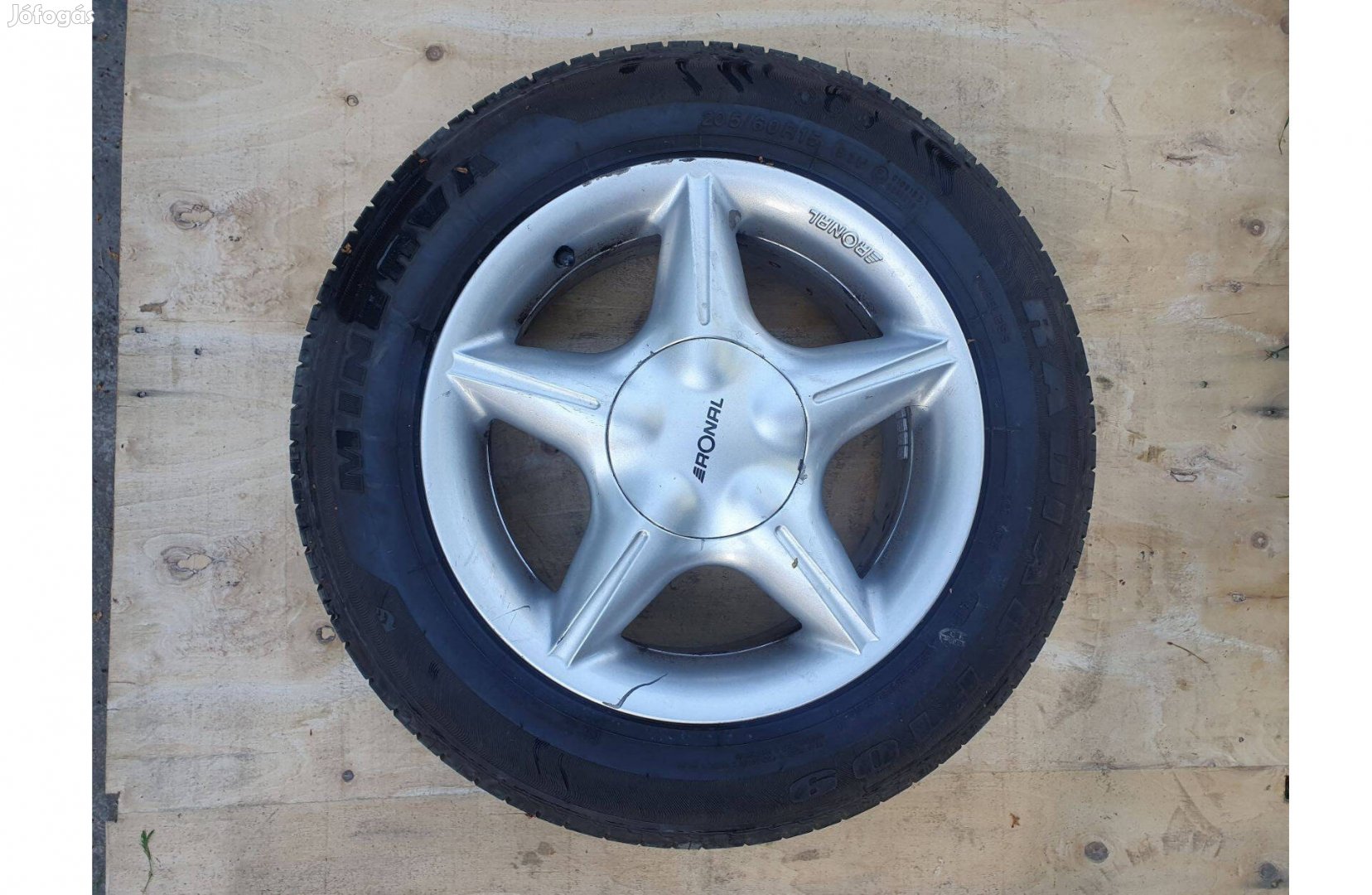 15" Bmw felniszett gumikkal