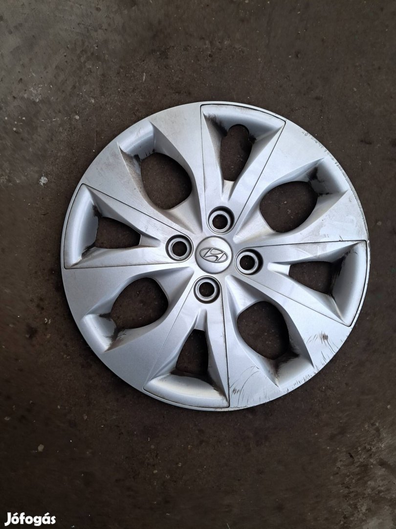 15" Hyundai i20 Gyári dísztárcsa 4000ft