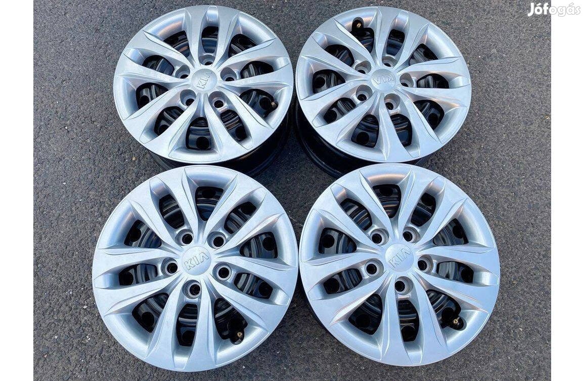 15" Kia Ceed új állapotú gyári lemezfelni dísztárcsa 5x114.3 felni