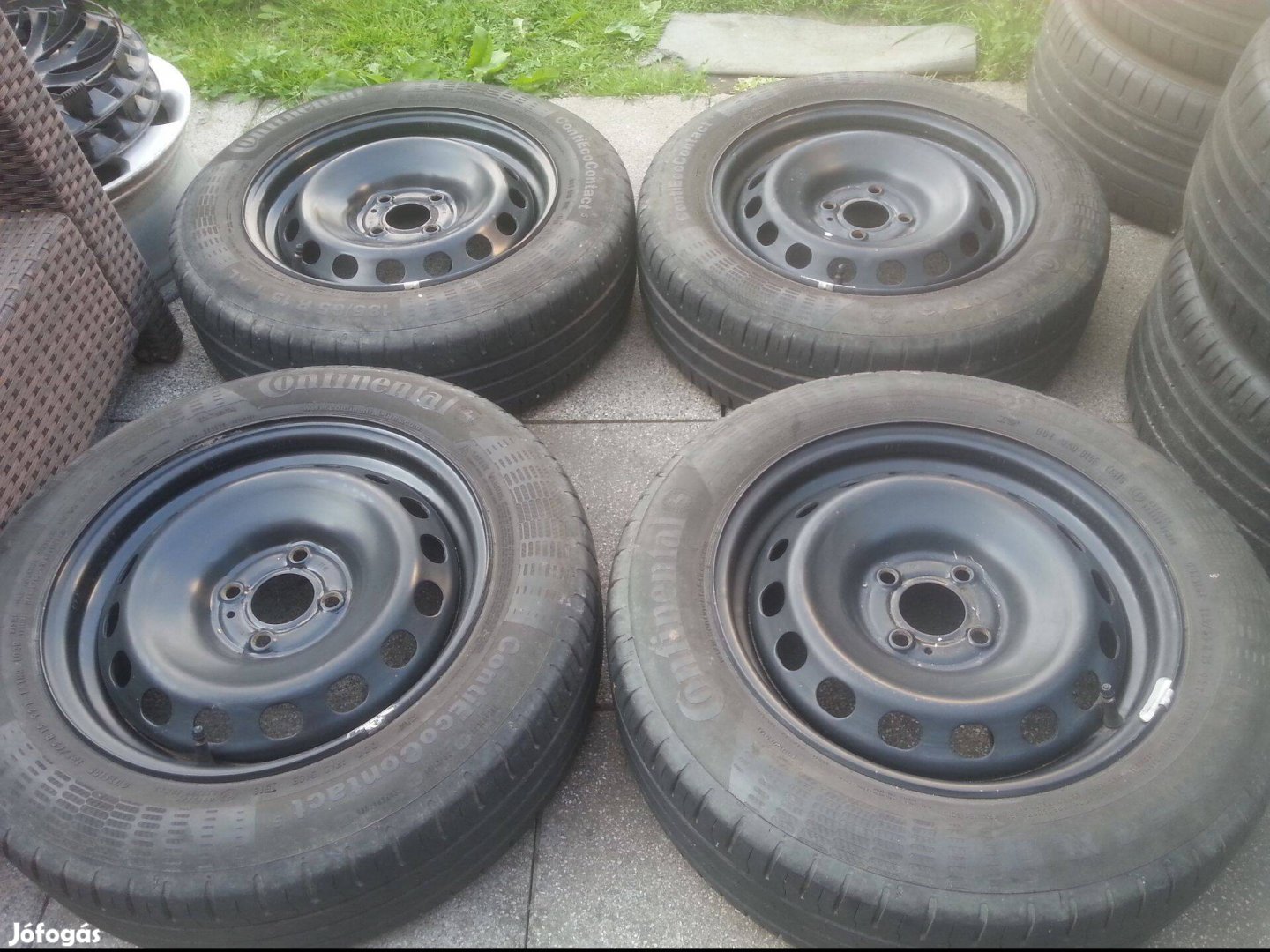 15" Renault Clio IV lemezfelni Continental nyári gumival