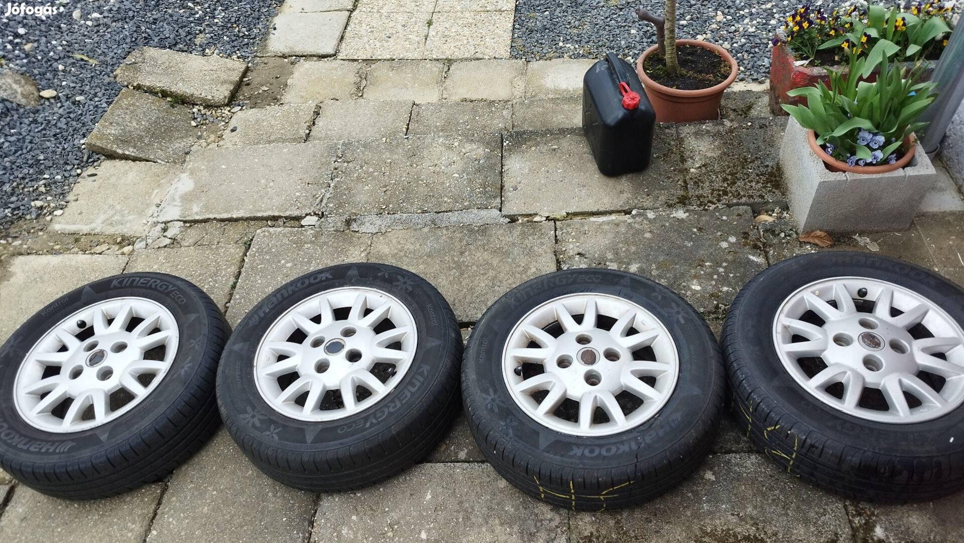 15 "alufelni szett 195/65R15 Hankook Kinergy Eco gumikkal