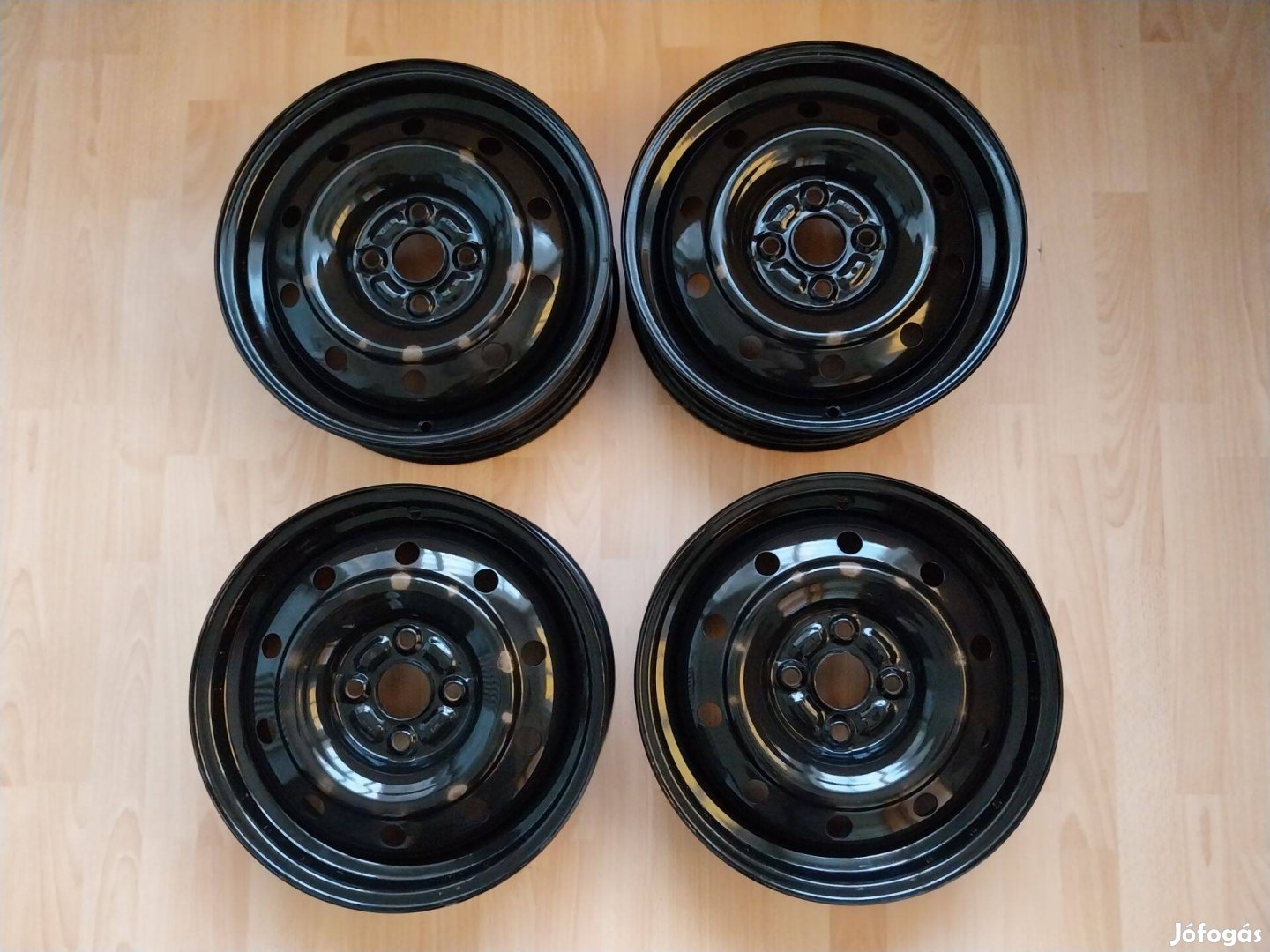 15"-os Suzuki Swift Ignis ,Toyota Yaris III lemezfelni